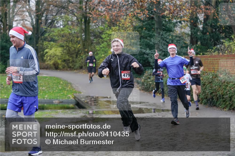 07.12.2025 - St. Pauli X-Mass-Run No. 15 Michael Burmester http://msf.ph/oto/9410435 07.12.2025 11:40:04 Laufen 3802, 479, 338 meine-sportfotos.de