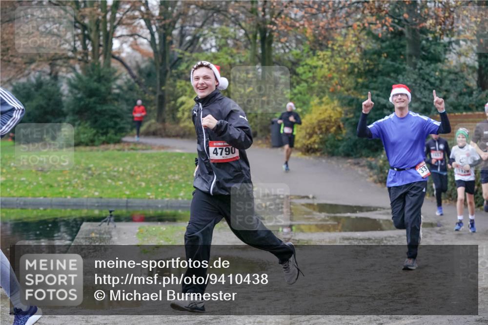 07.12.2025 - St. Pauli X-Mass-Run No. 15 Michael Burmester http://msf.ph/oto/9410438 07.12.2025 11:40:04 Laufen 4790, 33, 1920 meine-sportfotos.de