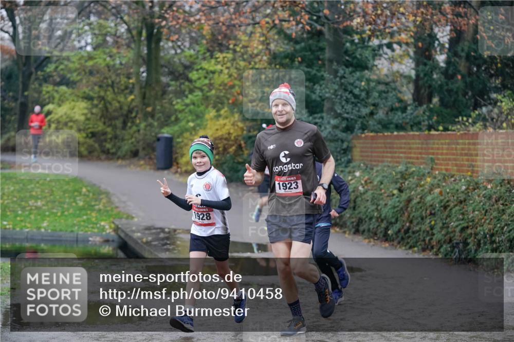 07.12.2025 - St. Pauli X-Mass-Run No. 15 Michael Burmester http://msf.ph/oto/9410458 07.12.2025 11:40:06 Laufen 1928, 15, 1923 meine-sportfotos.de