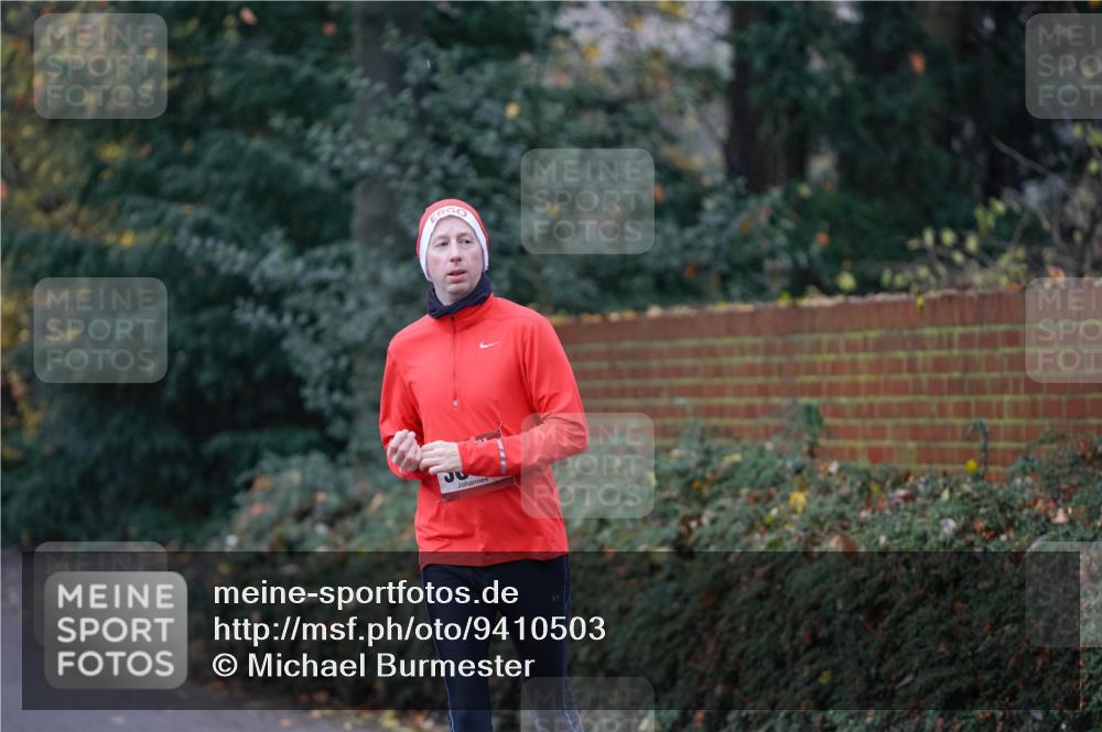 07.12.2025 - St. Pauli X-Mass-Run No. 15 Michael Burmester http://msf.ph/oto/9410503 07.12.2025 11:40:16 Laufen  meine-sportfotos.de