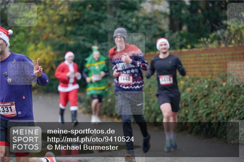 07.12.2025 - St. Pauli X-Mass-Run No. 15 Michael Burmester http://msf.ph/oto/9410524 07.12.2025 11:40:25 Laufen 15, 331, 17, 1448, 3418 meine-sportfotos.de