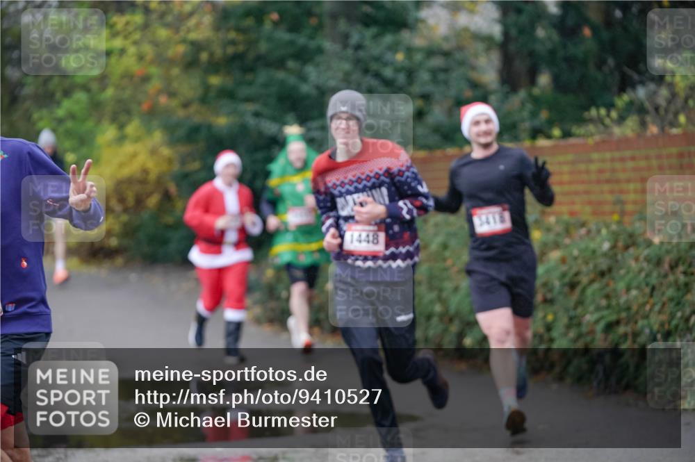 07.12.2025 - St. Pauli X-Mass-Run No. 15 Michael Burmester http://msf.ph/oto/9410527 07.12.2025 11:40:25 Laufen 3418, 1448 meine-sportfotos.de