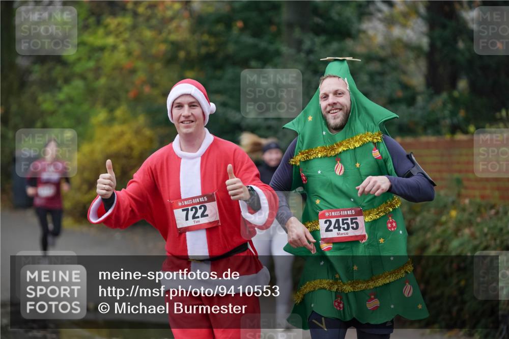 07.12.2025 - St. Pauli X-Mass-Run No. 15 Michael Burmester http://msf.ph/oto/9410553 07.12.2025 11:40:29 Laufen 15, 722, 15, 2455 meine-sportfotos.de