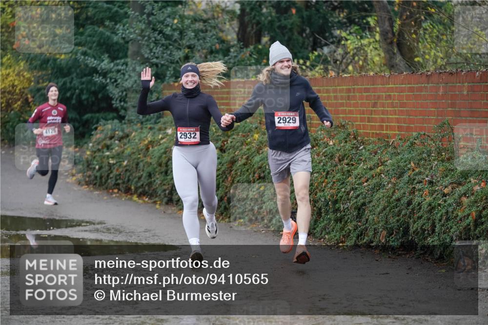 07.12.2025 - St. Pauli X-Mass-Run No. 15 Michael Burmester http://msf.ph/oto/9410565 07.12.2025 11:40:31 Laufen 4125, 15, 2932, 2929 meine-sportfotos.de