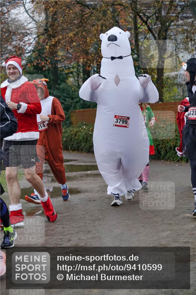 07.12.2025 - St. Pauli X-Mass-Run No. 15 Michael Burmester http://msf.ph/oto/9410599 07.12.2025 09:48:14 Laufen 514, 5, 3799, 3428 meine-sportfotos.de