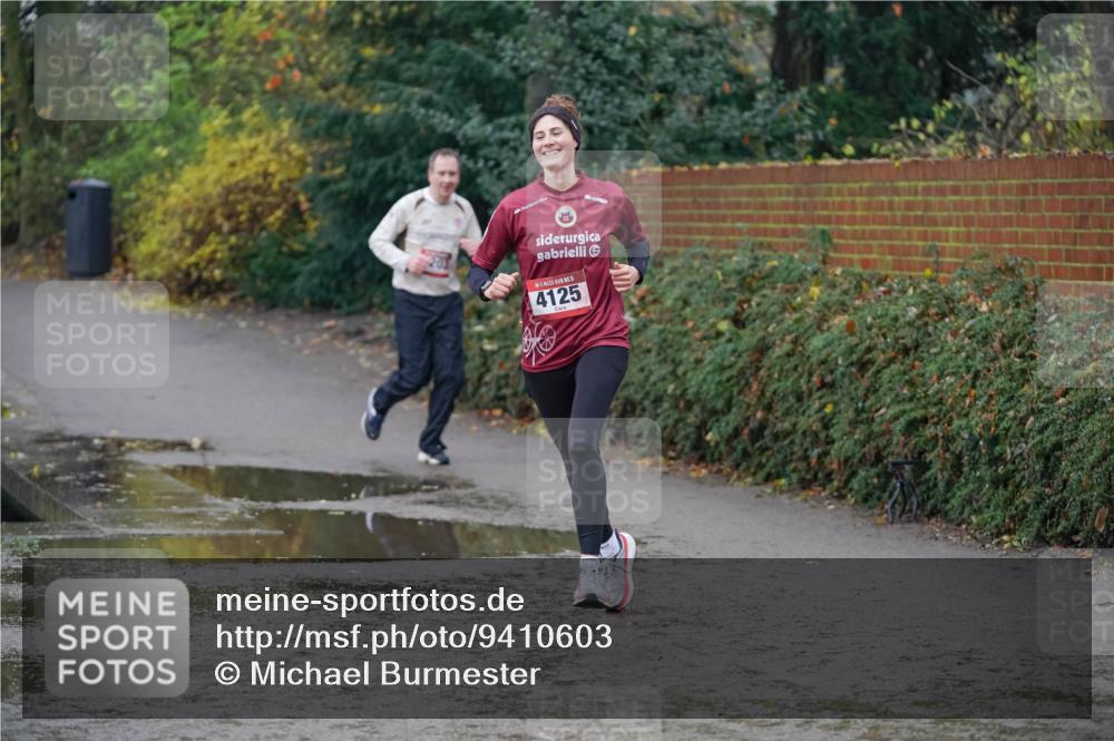 07.12.2025 - St. Pauli X-Mass-Run No. 15 Michael Burmester http://msf.ph/oto/9410603 07.12.2025 11:40:34 Laufen 15, 4125 meine-sportfotos.de