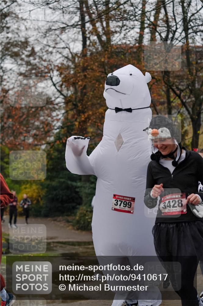 07.12.2025 - St. Pauli X-Mass-Run No. 15 Michael Burmester http://msf.ph/oto/9410617 07.12.2025 09:48:16 Laufen 15, 3799, 15, 3428 meine-sportfotos.de