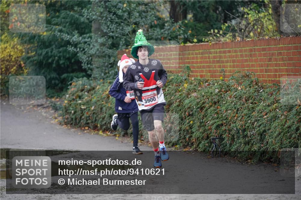 07.12.2025 - St. Pauli X-Mass-Run No. 15 Michael Burmester http://msf.ph/oto/9410621 07.12.2025 11:40:41 Laufen 86, 3900 meine-sportfotos.de