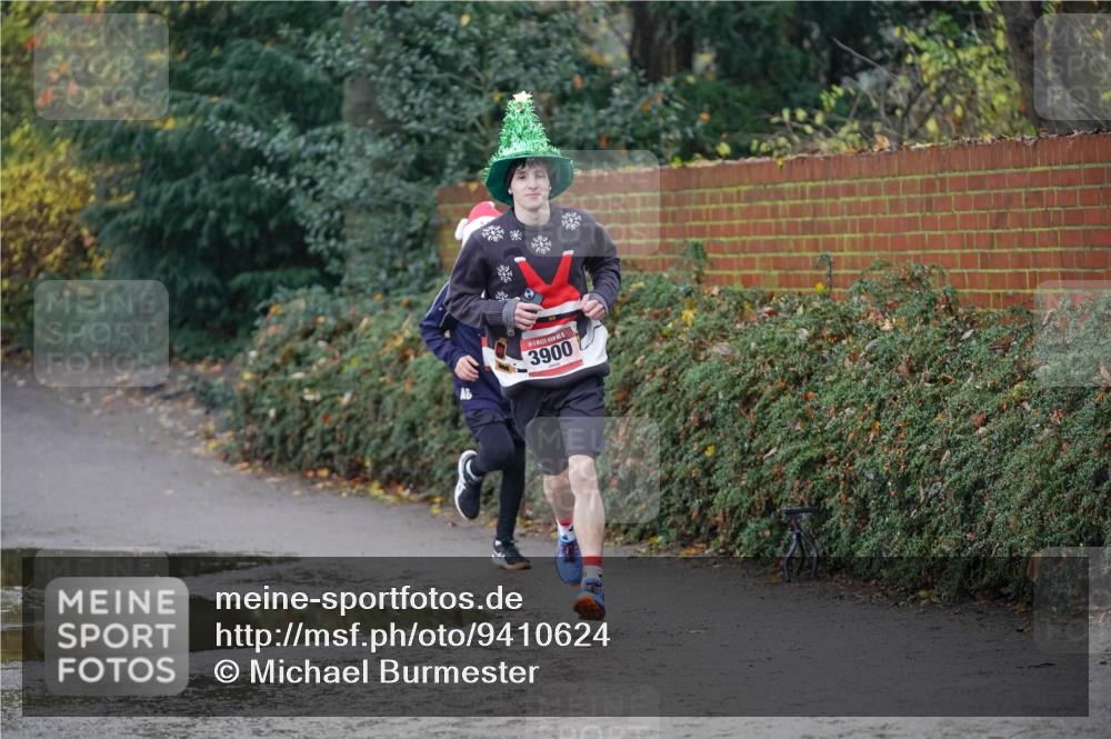 07.12.2025 - St. Pauli X-Mass-Run No. 15 Michael Burmester http://msf.ph/oto/9410624 07.12.2025 11:40:41 Laufen 3900 meine-sportfotos.de