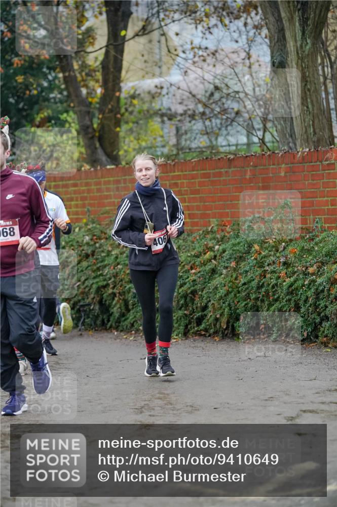07.12.2025 - St. Pauli X-Mass-Run No. 15 Michael Burmester http://msf.ph/oto/9410649 07.12.2025 09:48:23 Laufen 68, 406 meine-sportfotos.de