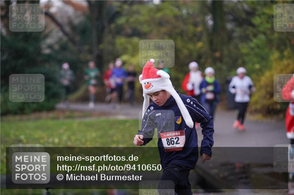 07.12.2025 - St. Pauli X-Mass-Run No. 15 Michael Burmester http://msf.ph/oto/9410650 07.12.2025 11:40:44 Laufen 15, 862 meine-sportfotos.de