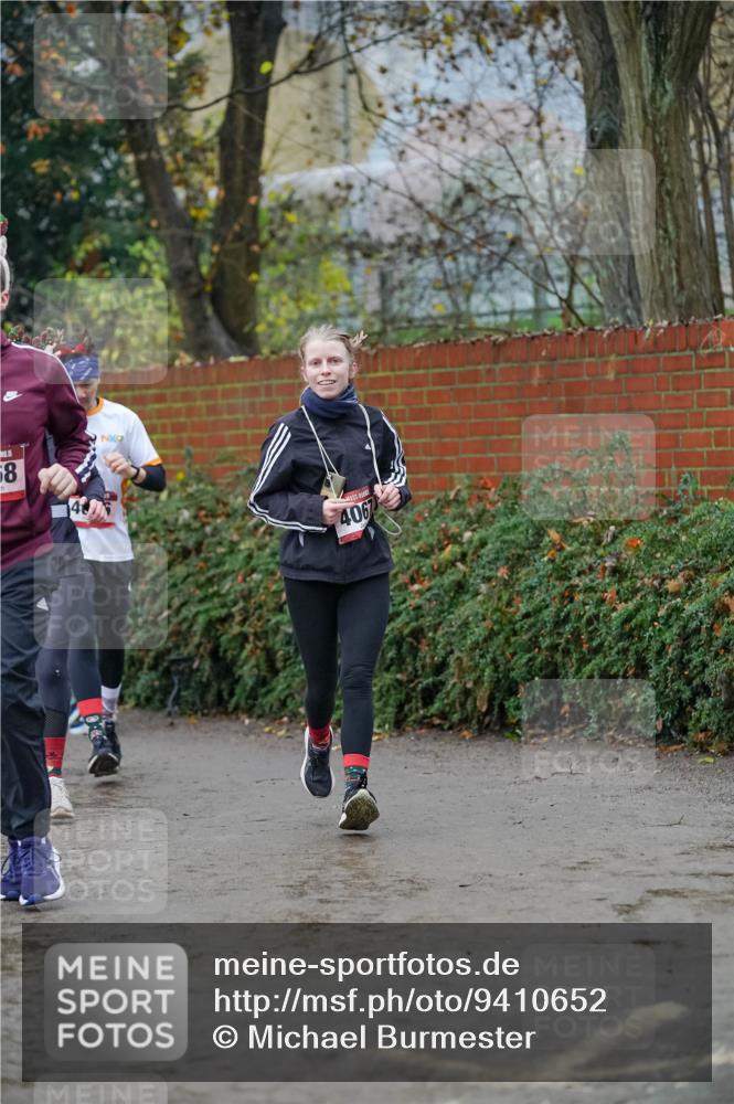 07.12.2025 - St. Pauli X-Mass-Run No. 15 Michael Burmester http://msf.ph/oto/9410652 07.12.2025 09:48:24 Laufen 58, 406 meine-sportfotos.de