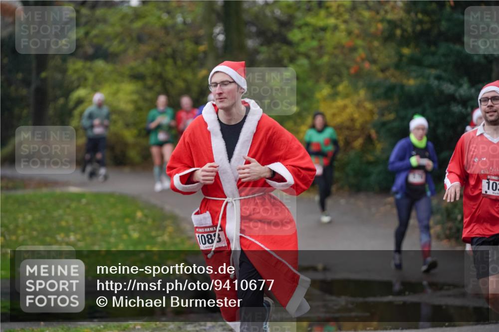 07.12.2025 - St. Pauli X-Mass-Run No. 15 Michael Burmester http://msf.ph/oto/9410677 07.12.2025 11:40:48 Laufen 15, 108, 103 meine-sportfotos.de