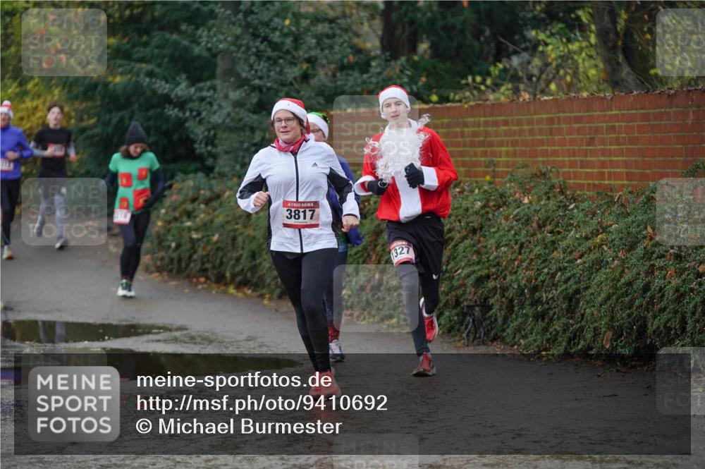 07.12.2025 - St. Pauli X-Mass-Run No. 15 Michael Burmester http://msf.ph/oto/9410692 07.12.2025 11:40:50 Laufen 117, 15, 3817, 327 meine-sportfotos.de