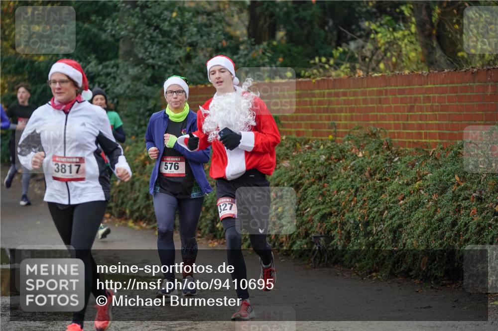 07.12.2025 - St. Pauli X-Mass-Run No. 15 Michael Burmester http://msf.ph/oto/9410695 07.12.2025 11:40:51 Laufen 3817, 15, 576, 327 meine-sportfotos.de