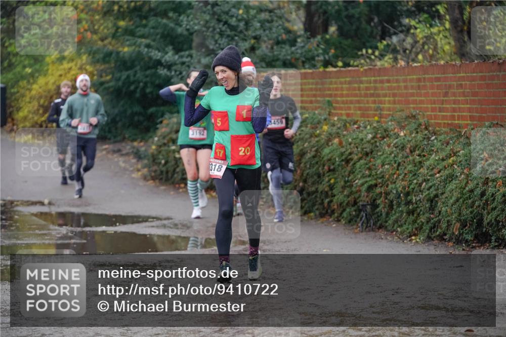 07.12.2025 - St. Pauli X-Mass-Run No. 15 Michael Burmester http://msf.ph/oto/9410722 07.12.2025 11:40:54 Laufen 3192, 17, 318, 20, 3459 meine-sportfotos.de