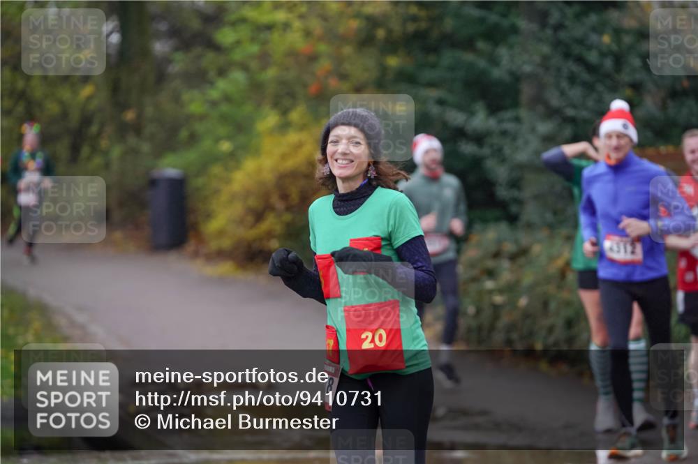 07.12.2025 - St. Pauli X-Mass-Run No. 15 Michael Burmester http://msf.ph/oto/9410731 07.12.2025 11:40:55 Laufen 20, 20, 18, 4312 meine-sportfotos.de