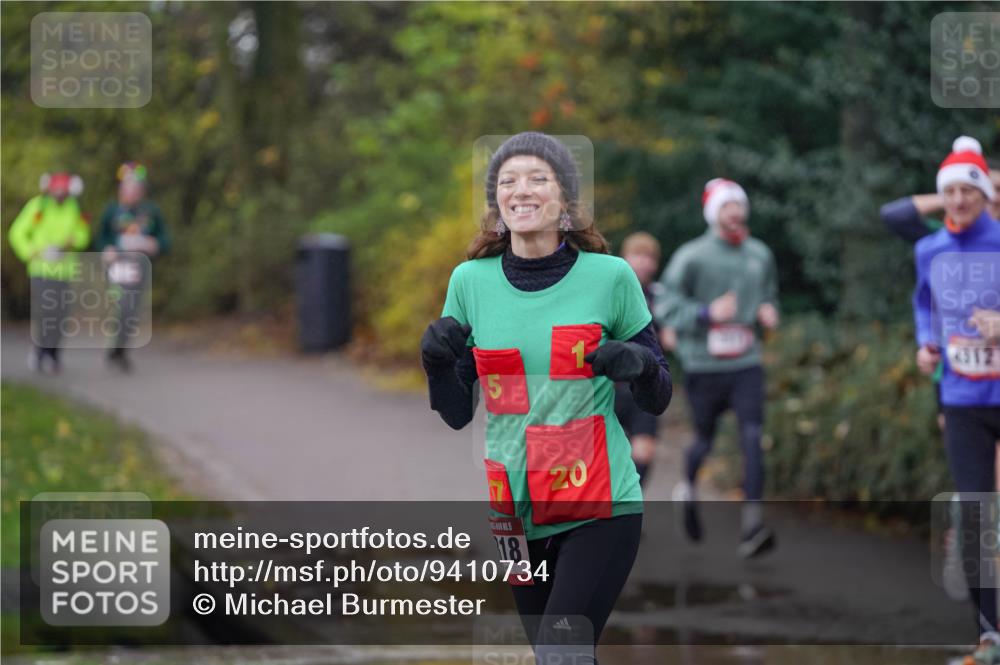 07.12.2025 - St. Pauli X-Mass-Run No. 15 Michael Burmester http://msf.ph/oto/9410734 07.12.2025 11:40:55 Laufen 5, 18, 20, 4312 meine-sportfotos.de