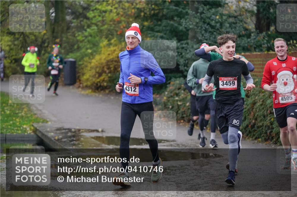 07.12.2025 - St. Pauli X-Mass-Run No. 15 Michael Burmester http://msf.ph/oto/9410746 07.12.2025 11:40:57 Laufen 4312, 15, 3459, 4505 meine-sportfotos.de