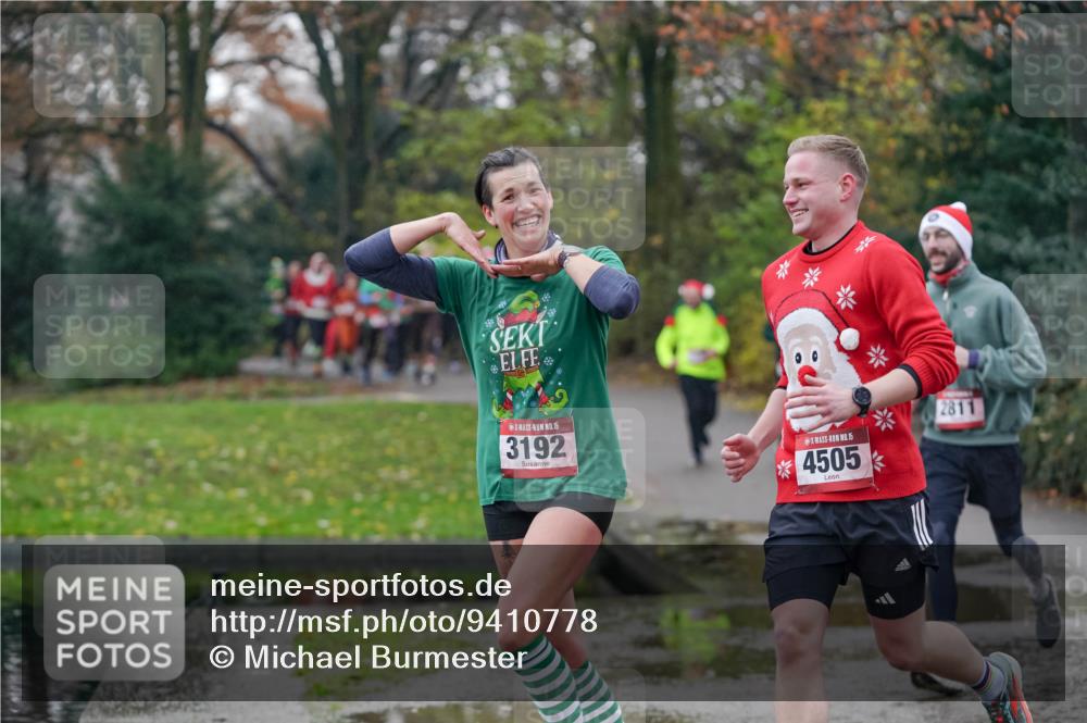 07.12.2025 - St. Pauli X-Mass-Run No. 15 Michael Burmester http://msf.ph/oto/9410778 07.12.2025 11:40:59 Laufen 15, 3192, 15, 4505, 2811 meine-sportfotos.de