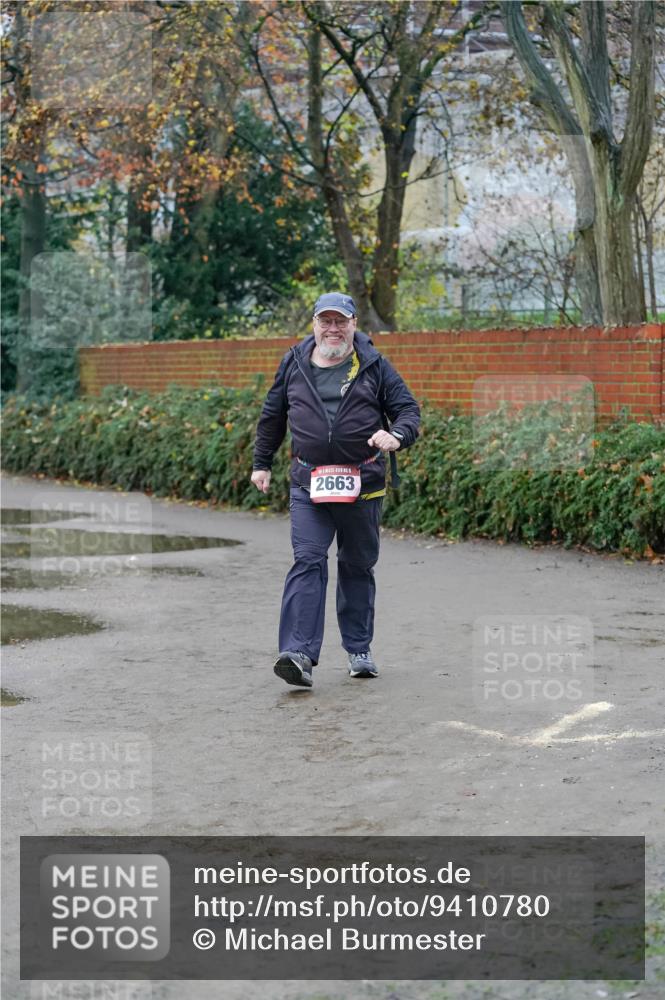 07.12.2025 - St. Pauli X-Mass-Run No. 15 Michael Burmester http://msf.ph/oto/9410780 07.12.2025 09:49:04 Laufen 2663 meine-sportfotos.de