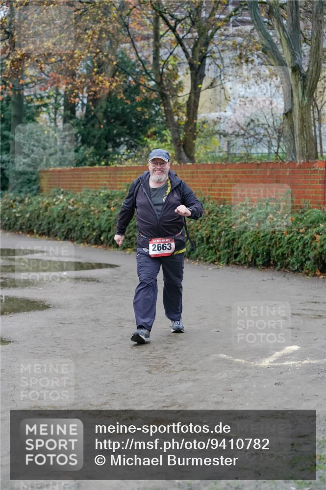 07.12.2025 - St. Pauli X-Mass-Run No. 15 Michael Burmester http://msf.ph/oto/9410782 07.12.2025 09:49:04 Laufen 2663 meine-sportfotos.de