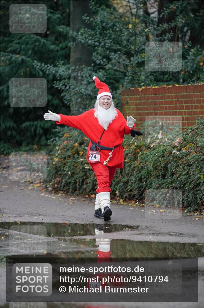 07.12.2025 - St. Pauli X-Mass-Run No. 15 Michael Burmester http://msf.ph/oto/9410794 07.12.2025 09:49:14 Laufen 5, 974 meine-sportfotos.de