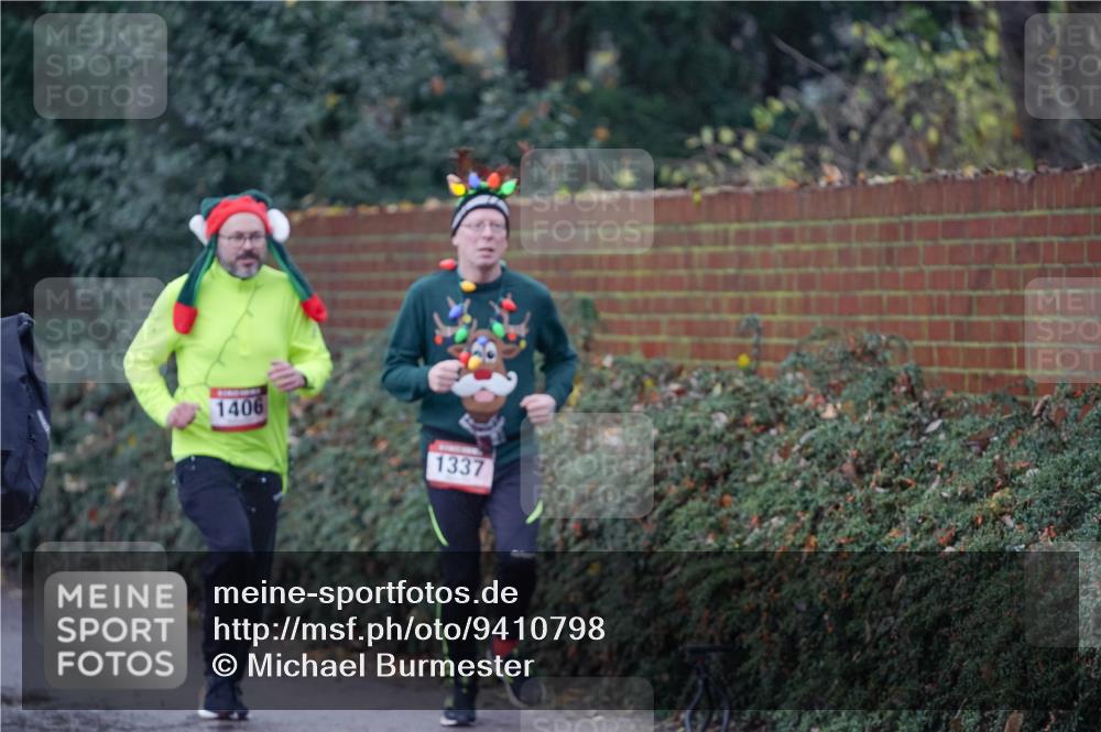 07.12.2025 - St. Pauli X-Mass-Run No. 15 Michael Burmester http://msf.ph/oto/9410798 07.12.2025 11:41:03 Laufen 1406, 1337 meine-sportfotos.de