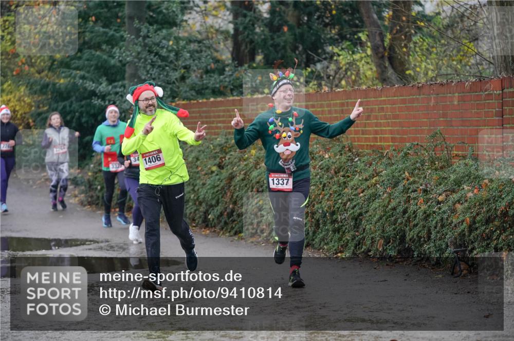 07.12.2025 - St. Pauli X-Mass-Run No. 15 Michael Burmester http://msf.ph/oto/9410814 07.12.2025 11:41:05 Laufen 226, 3323, 34, 1406, 1337 meine-sportfotos.de