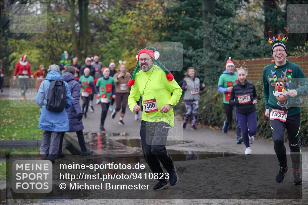 07.12.2025 - St. Pauli X-Mass-Run No. 15 Michael Burmester http://msf.ph/oto/9410823 07.12.2025 11:41:06 Laufen 1406, 457, 15, 1337 meine-sportfotos.de