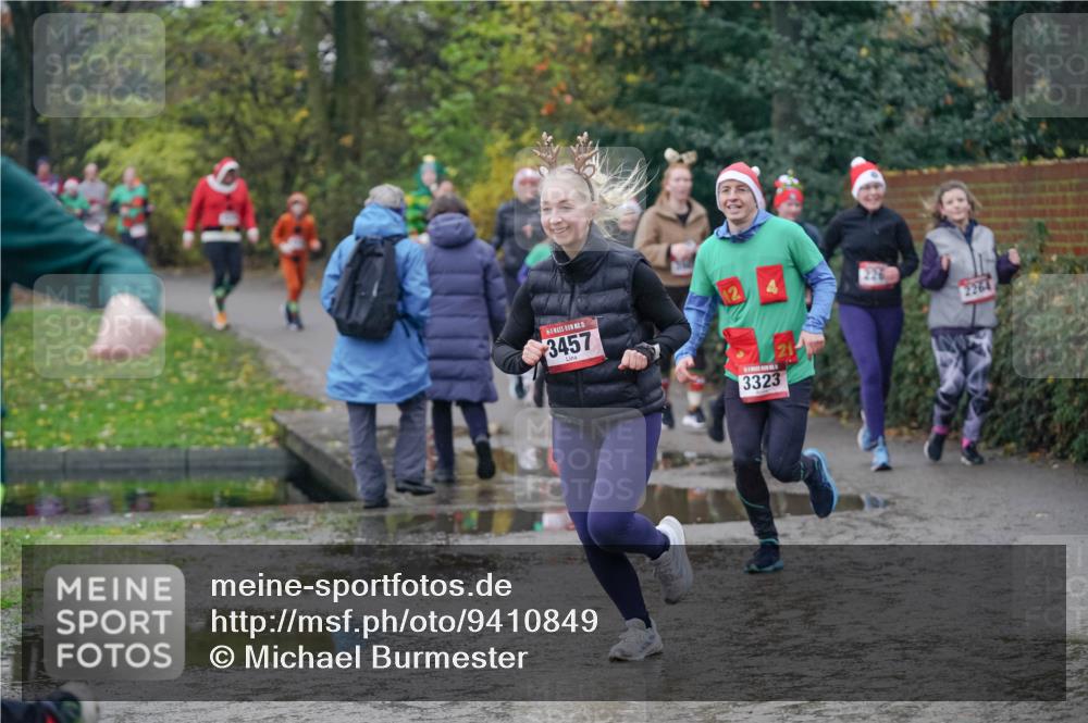 07.12.2025 - St. Pauli X-Mass-Run No. 15 Michael Burmester http://msf.ph/oto/9410849 07.12.2025 11:41:08 Laufen 15, 3457, 3323 meine-sportfotos.de