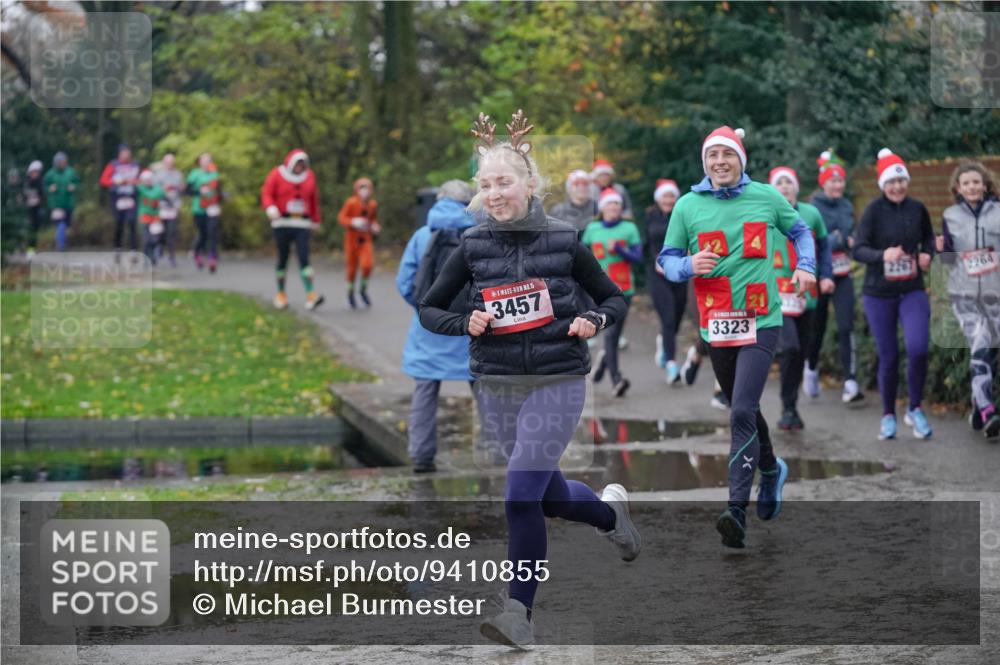 07.12.2025 - St. Pauli X-Mass-Run No. 15 Michael Burmester http://msf.ph/oto/9410855 07.12.2025 11:41:08 Laufen 15, 3457, 3323, 2267, 2264 meine-sportfotos.de