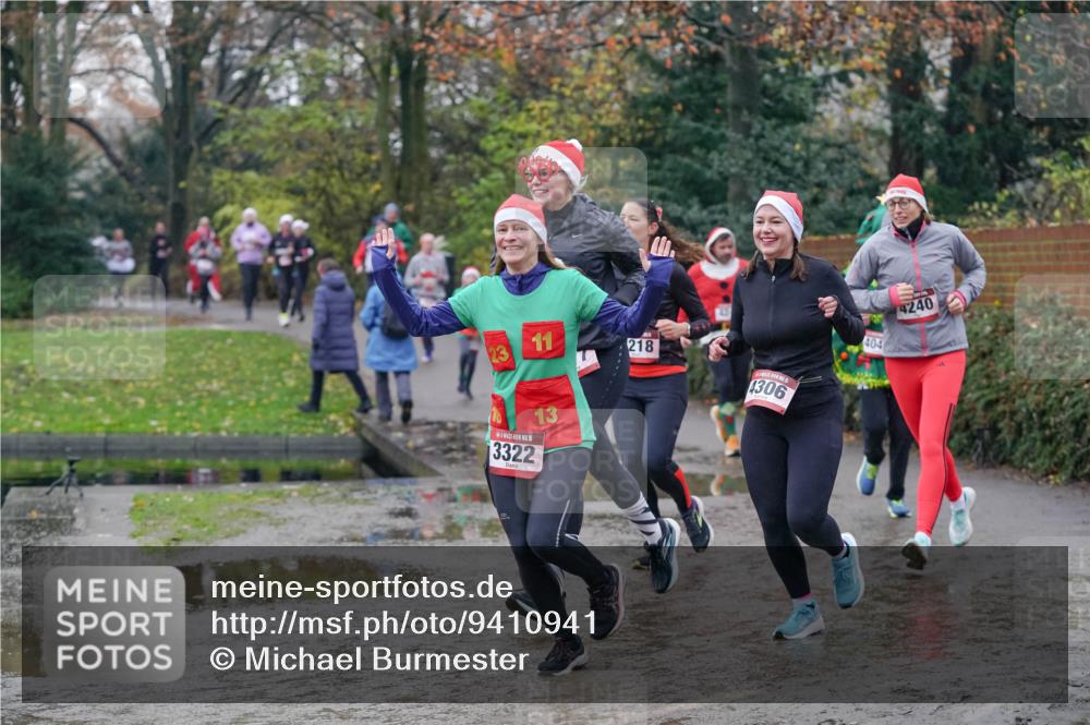 07.12.2025 - St. Pauli X-Mass-Run No. 15 Michael Burmester http://msf.ph/oto/9410941 07.12.2025 11:41:14 Laufen 11, 5, 3322, 218, 4306, 404, 4240 meine-sportfotos.de