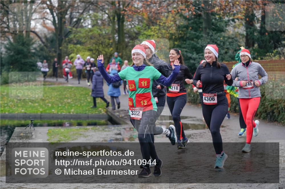07.12.2025 - St. Pauli X-Mass-Run No. 15 Michael Burmester http://msf.ph/oto/9410944 07.12.2025 11:41:14 Laufen 23, 11, 4218, 3322, 13, 4306, 240 meine-sportfotos.de