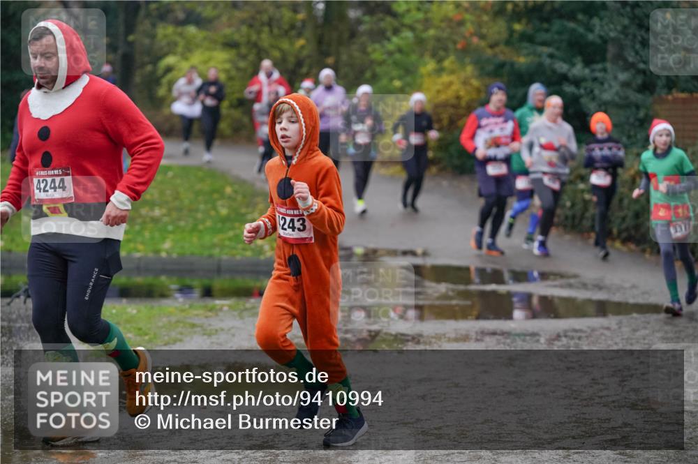 07.12.2025 - St. Pauli X-Mass-Run No. 15 Michael Burmester http://msf.ph/oto/9410994 07.12.2025 11:41:18 Laufen 5, 4244, 243 meine-sportfotos.de