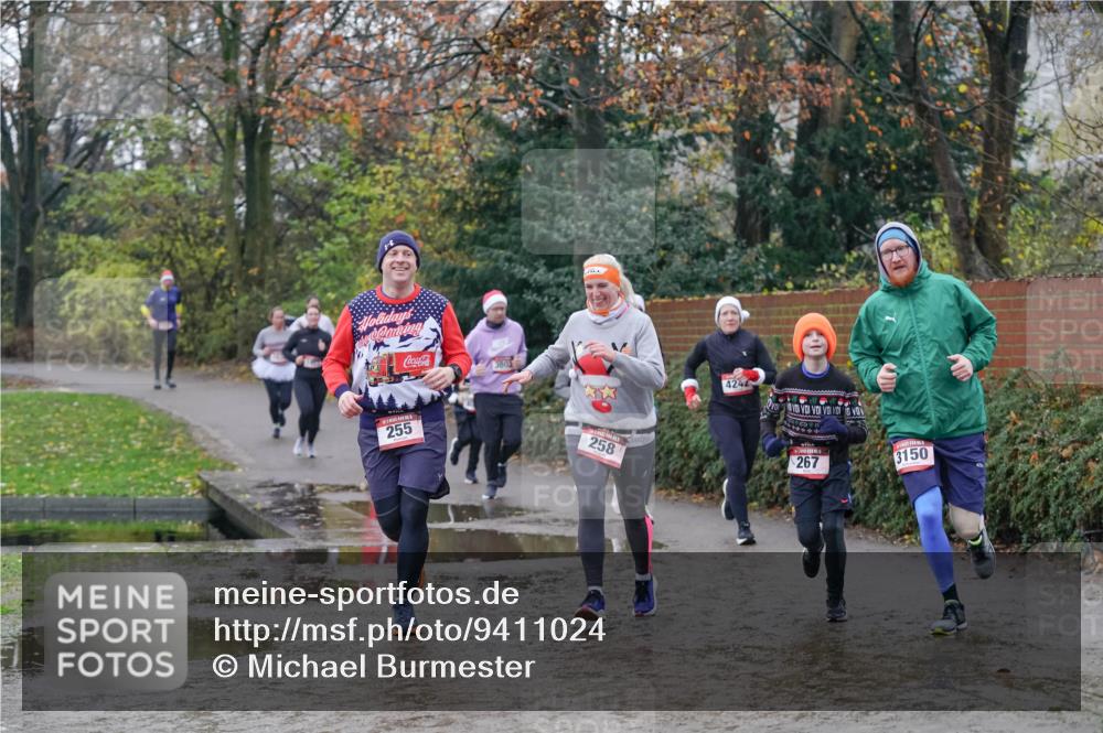 07.12.2025 - St. Pauli X-Mass-Run No. 15 Michael Burmester http://msf.ph/oto/9411024 07.12.2025 11:41:23 Laufen 255, 3800, 258, 4244, 267, 3150 meine-sportfotos.de