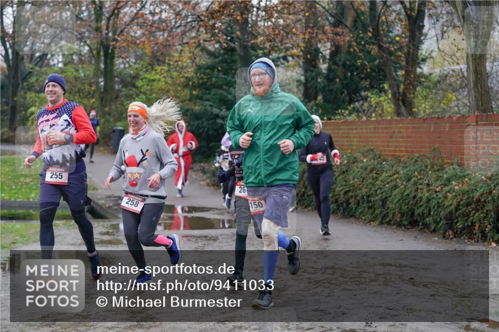 07.12.2025 - St. Pauli X-Mass-Run No. 15 Michael Burmester http://msf.ph/oto/9411033 07.12.2025 11:41:24 Laufen 255, 258, 26, 150 meine-sportfotos.de