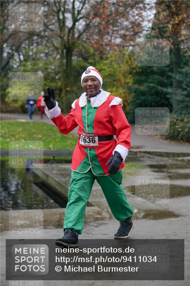 07.12.2025 - St. Pauli X-Mass-Run No. 15 Michael Burmester http://msf.ph/oto/9411034 07.12.2025 09:50:58 Laufen 15, 1636 meine-sportfotos.de