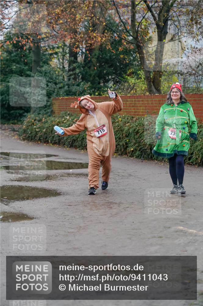 07.12.2025 - St. Pauli X-Mass-Run No. 15 Michael Burmester http://msf.ph/oto/9411043 07.12.2025 09:50:59 Laufen 715, 73 meine-sportfotos.de