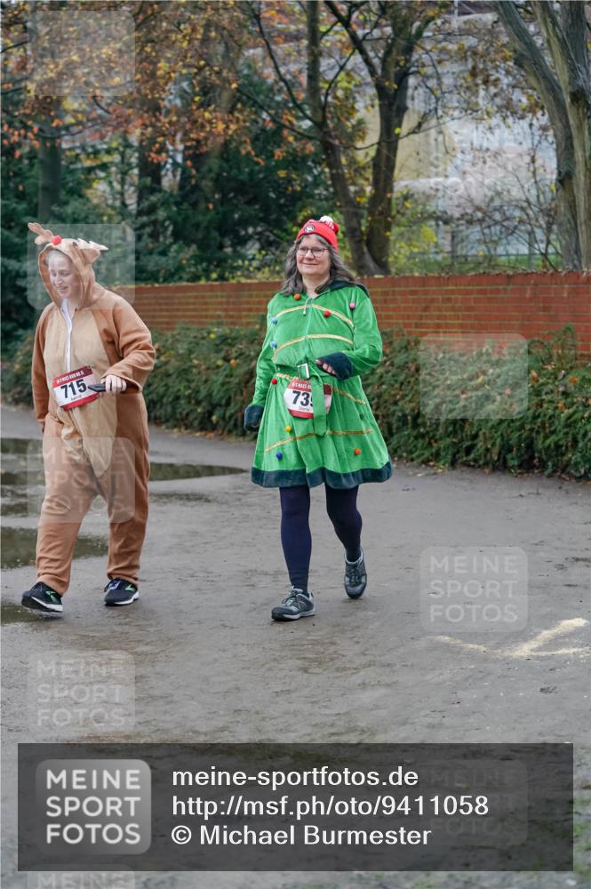 07.12.2025 - St. Pauli X-Mass-Run No. 15 Michael Burmester http://msf.ph/oto/9411058 07.12.2025 09:51:01 Laufen 715, 73 meine-sportfotos.de