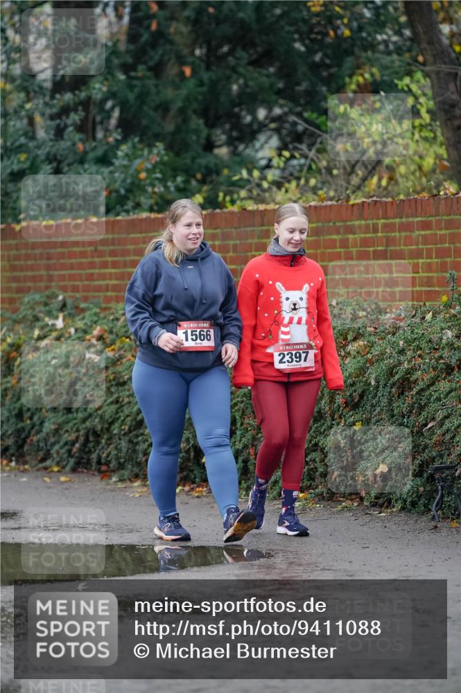 07.12.2025 - St. Pauli X-Mass-Run No. 15 Michael Burmester http://msf.ph/oto/9411088 07.12.2025 09:51:15 Laufen 1566, 5, 2397 meine-sportfotos.de