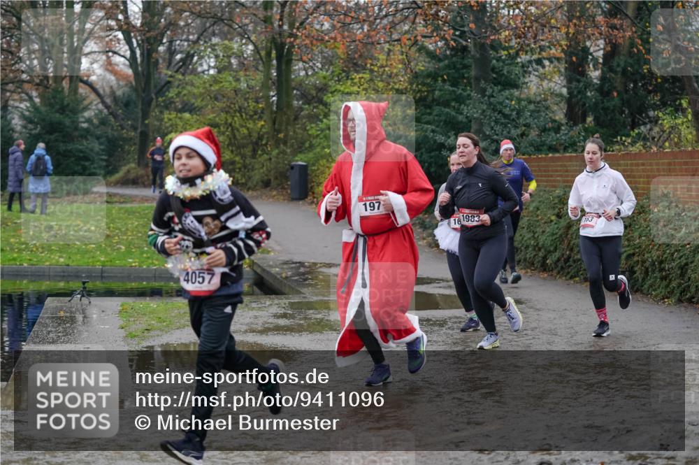 07.12.2025 - St. Pauli X-Mass-Run No. 15 Michael Burmester http://msf.ph/oto/9411096 07.12.2025 11:41:29 Laufen 4057, 197, 16, 1983, 163 meine-sportfotos.de