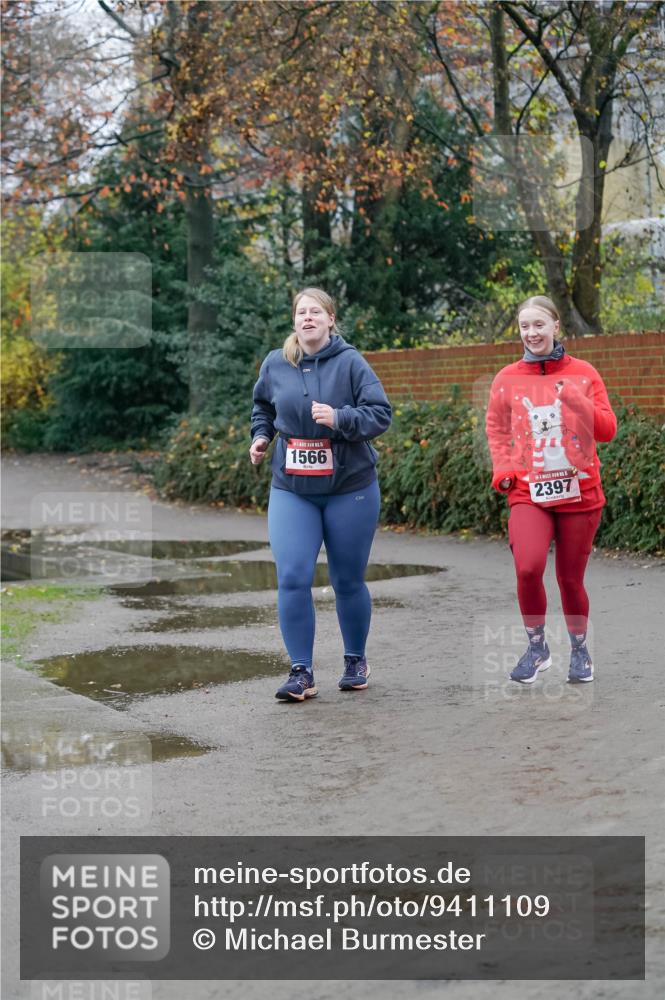07.12.2025 - St. Pauli X-Mass-Run No. 15 Michael Burmester http://msf.ph/oto/9411109 07.12.2025 09:51:20 Laufen 1566, 2397 meine-sportfotos.de