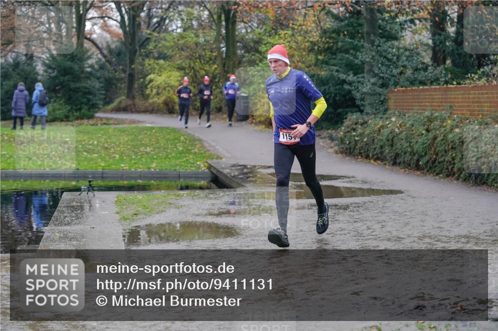 07.12.2025 - St. Pauli X-Mass-Run No. 15 Michael Burmester http://msf.ph/oto/9411131 07.12.2025 11:41:32 Laufen 54, 2018, 09, 50, 15, 115 meine-sportfotos.de