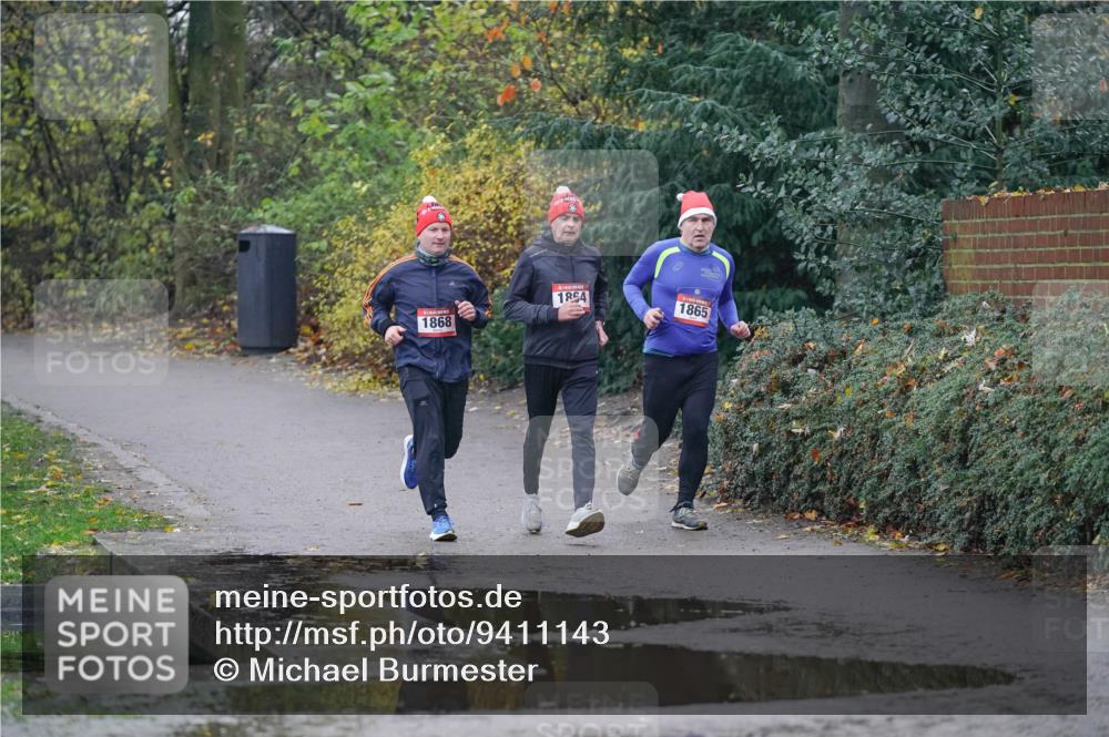 07.12.2025 - St. Pauli X-Mass-Run No. 15 Michael Burmester http://msf.ph/oto/9411143 07.12.2025 11:41:37 Laufen 1868, 1864, 1865 meine-sportfotos.de