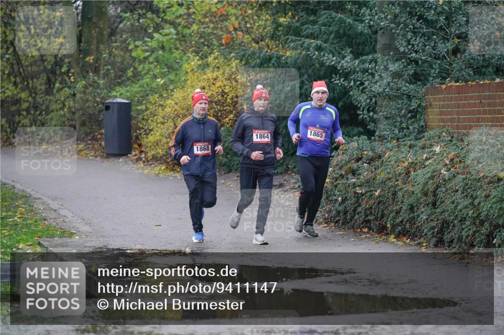 07.12.2025 - St. Pauli X-Mass-Run No. 15 Michael Burmester http://msf.ph/oto/9411147 07.12.2025 11:41:37 Laufen 1868, 1864, 1865 meine-sportfotos.de