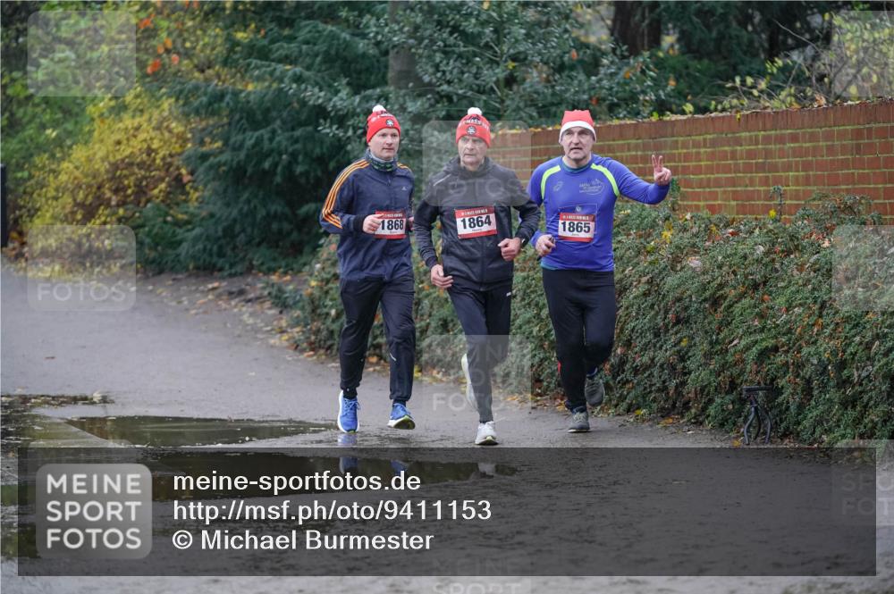 07.12.2025 - St. Pauli X-Mass-Run No. 15 Michael Burmester http://msf.ph/oto/9411153 07.12.2025 11:41:39 Laufen 1868, 1864, 1865 meine-sportfotos.de