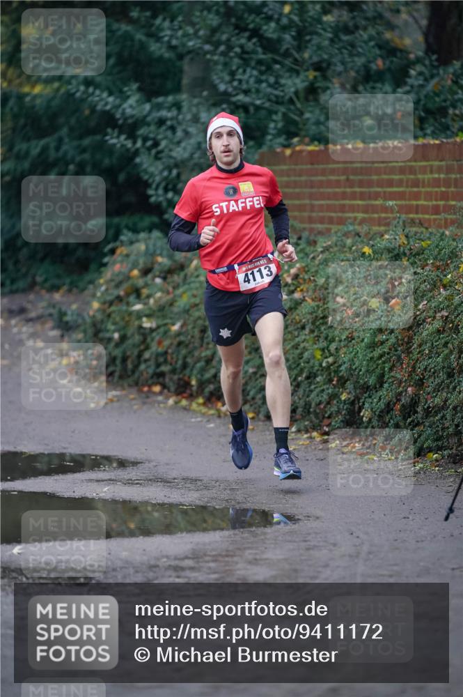 07.12.2025 - St. Pauli X-Mass-Run No. 15 Michael Burmester http://msf.ph/oto/9411172 07.12.2025 09:57:04 Laufen 5, 4113 meine-sportfotos.de