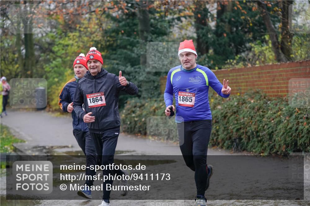 07.12.2025 - St. Pauli X-Mass-Run No. 15 Michael Burmester http://msf.ph/oto/9411173 07.12.2025 11:41:42 Laufen 15, 1864, 15, 1865 meine-sportfotos.de