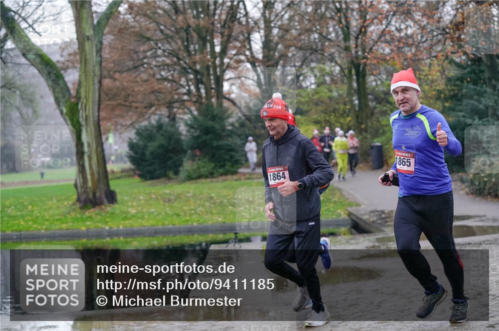 07.12.2025 - St. Pauli X-Mass-Run No. 15 Michael Burmester http://msf.ph/oto/9411185 07.12.2025 11:41:43 Laufen 1864, 1865 meine-sportfotos.de